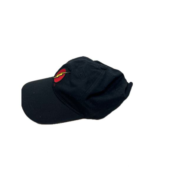 The Flash Speedster Six Flags Adjustable Baseball Cap - Picture 2 of 6